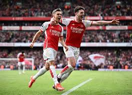 Manchester City and Arsenal Neck and Neck in Premier League Title Race